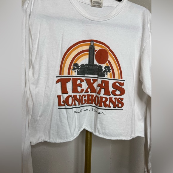 Comfort colors UT Austin shirt - Picture 3 of 5